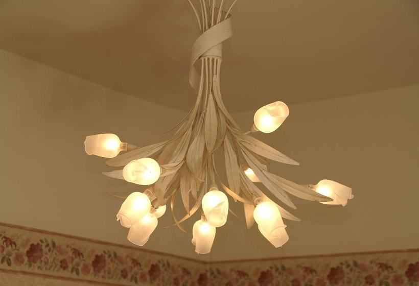 Yew Tree Cottage Bed And Breakfast