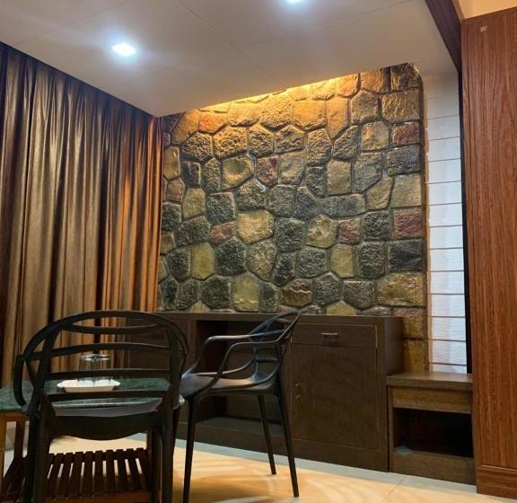 فندق Honeybee Resort