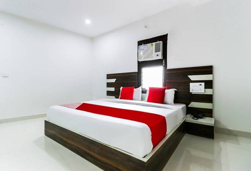 בית מלון כפרי Oyo 48529 H5