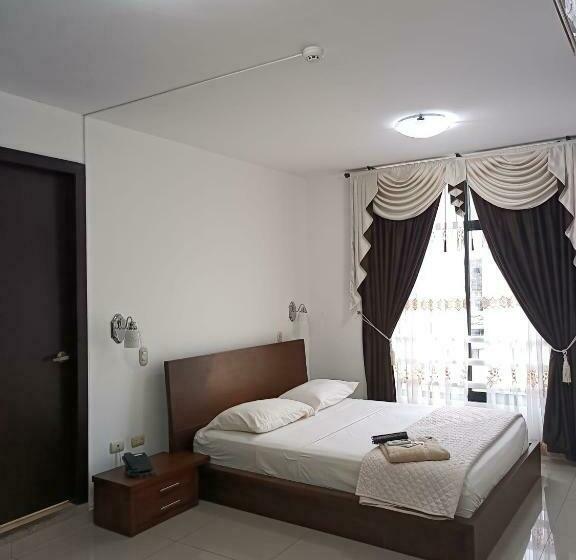 فندق Quezada Hermanos