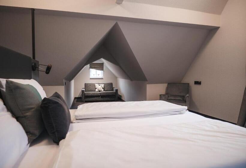 酒店 Steinhaus 1718