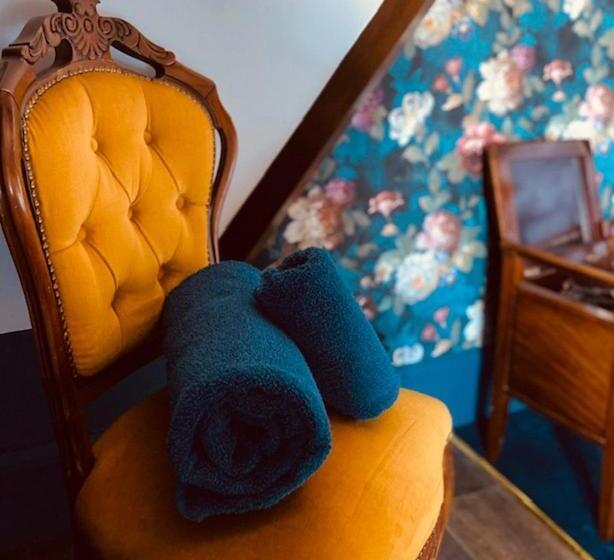 ペンション The Tgl Suites