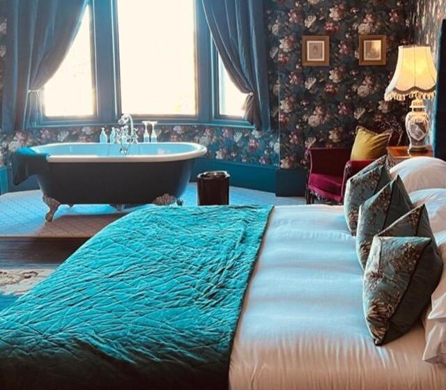 ペンション The Tgl Suites