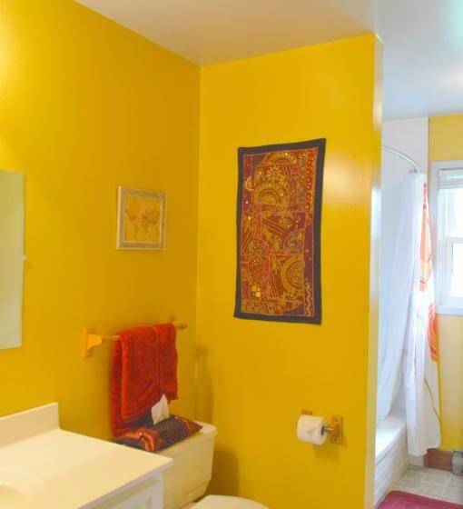 Yellow Door Bed And Breakfast