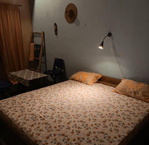 هاستل Scorpion Hill Lodge