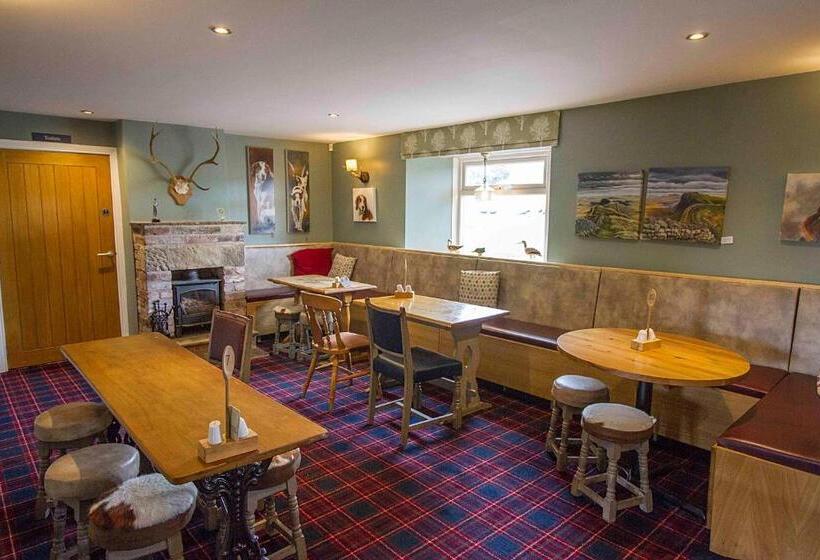 Общежитие The Twice Brewed Inn