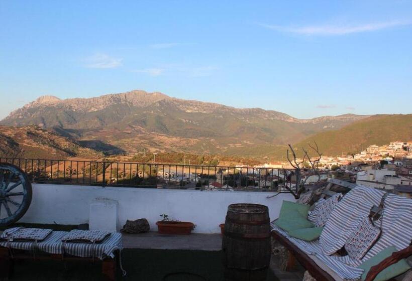 B&b Il Portico Orgosolo