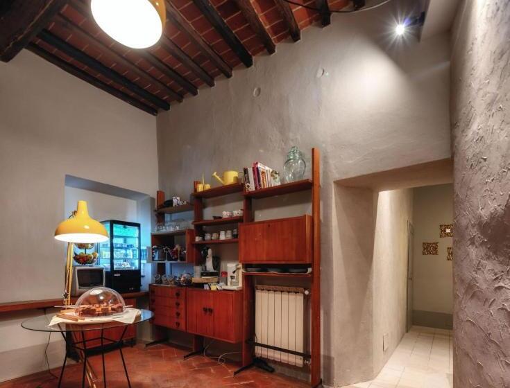 تختخواب و صبحانه Ca De Guelfi Residenza D'epoca