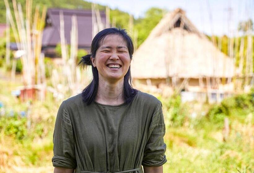 مبيت وإفطار Cafe & Bb Guri