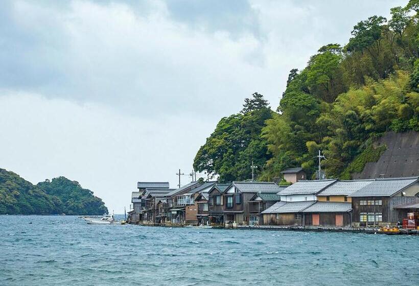 مبيت وإفطار Cafe & Bb Guri