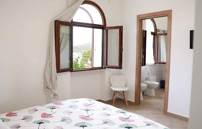 مبيت وإفطار Gli Archi Sul Mare