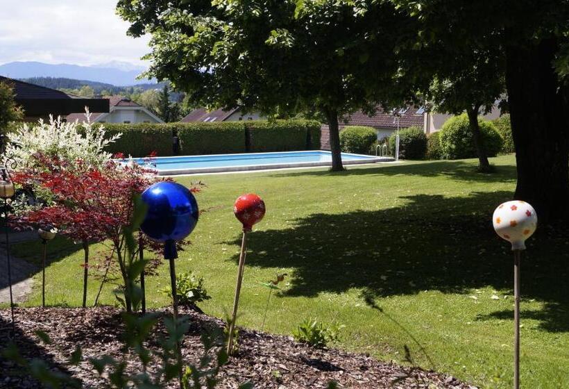 تختخواب و صبحانه Pension Dobernig   Contactless Check In/stay