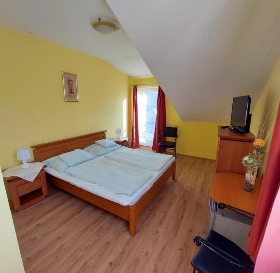 민박 Zalacsány Toscana étterem Panzió