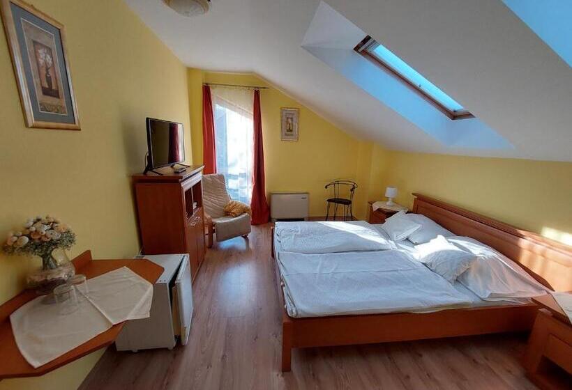 민박 Zalacsány Toscana étterem Panzió