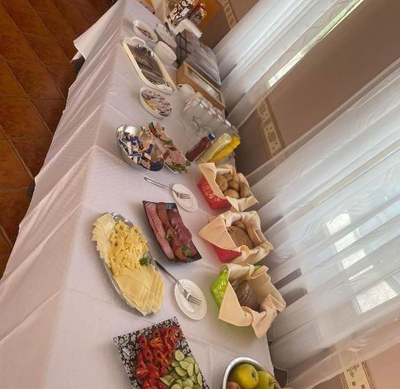 민박 Zalacsány Toscana étterem Panzió