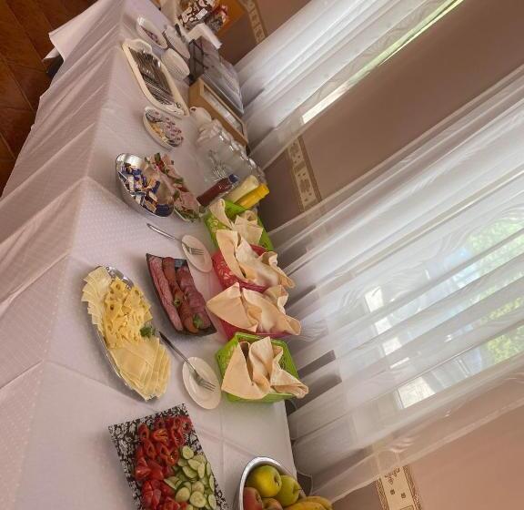 민박 Zalacsány Toscana étterem Panzió