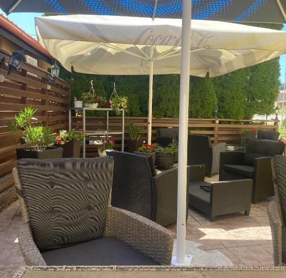 민박 Zalacsány Toscana étterem Panzió