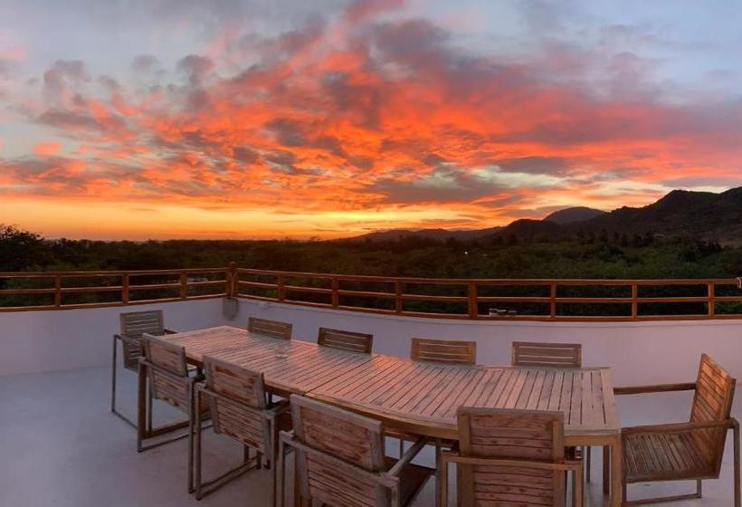 تختخواب و صبحانه W24墾丁民宿墾丁大街一館bnb