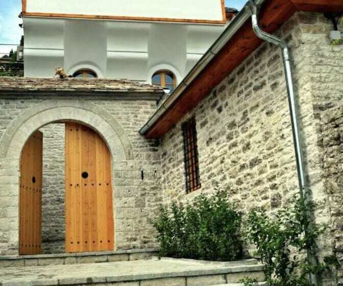 فندق Argyropolis Boutique