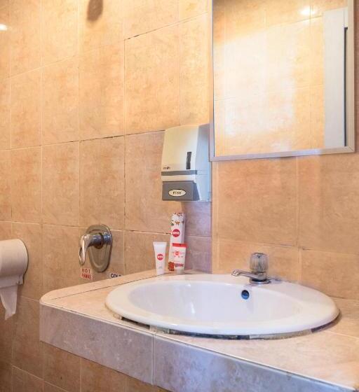 Отель Capital O 664 Romance