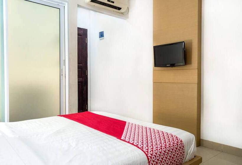 Отель Capital O 664 Romance