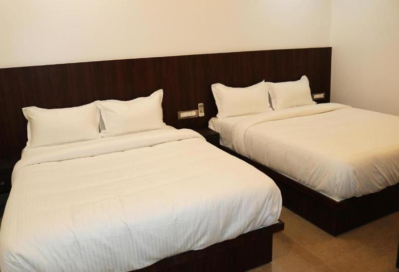 Hotel Cs Arunachala Residency