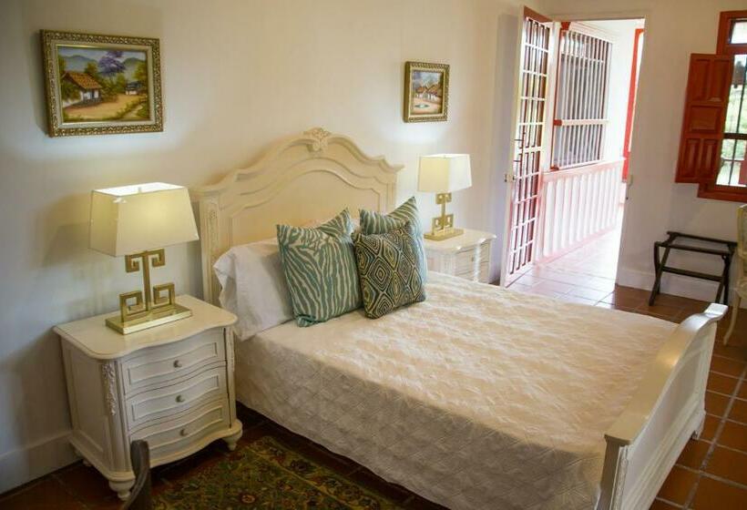 هتل Boutique Finca Los Mangos