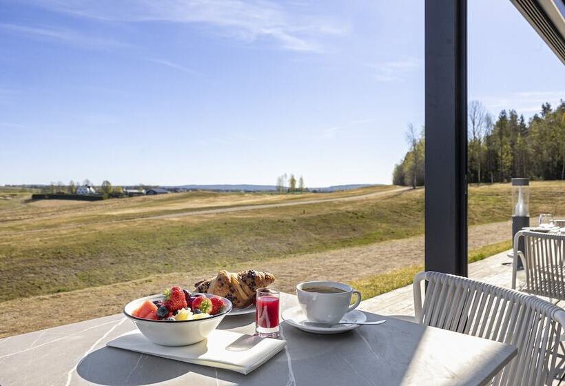 فندق Lily Country Club