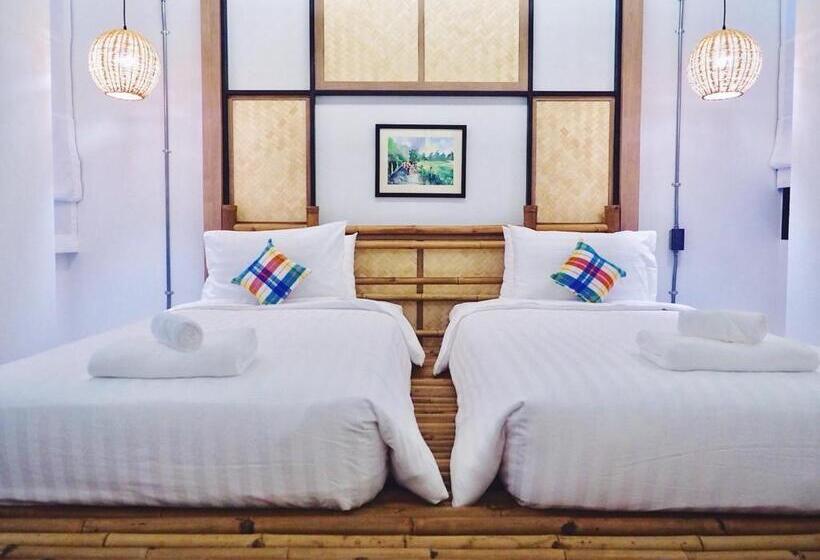 בית מלון כפרי Luck Esan Loft