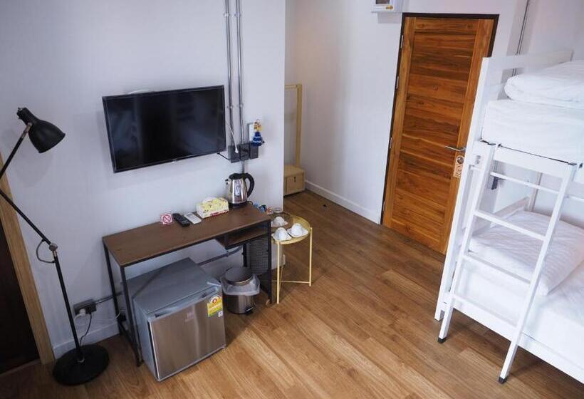 בית מלון כפרי Luck Esan Loft