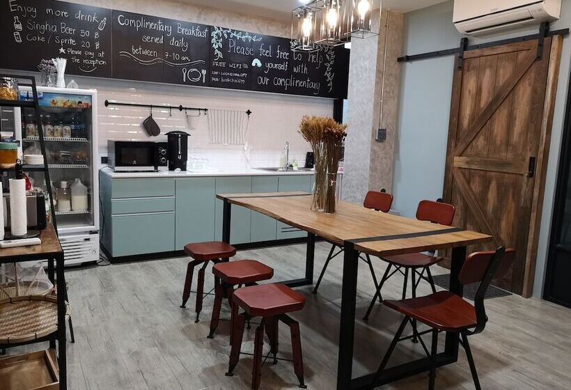 בית מלון כפרי Luck Esan Loft