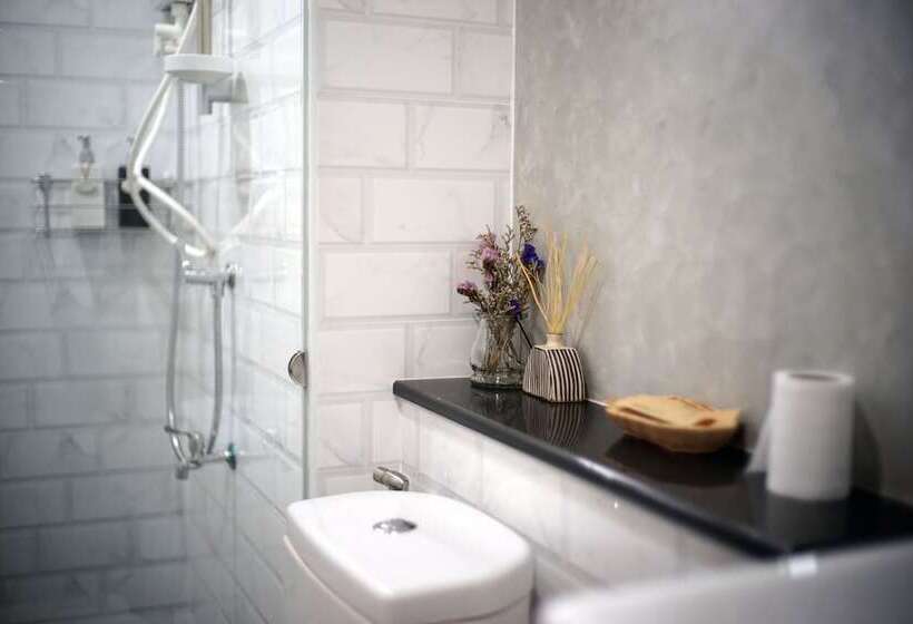 בית מלון כפרי Luck Esan Loft