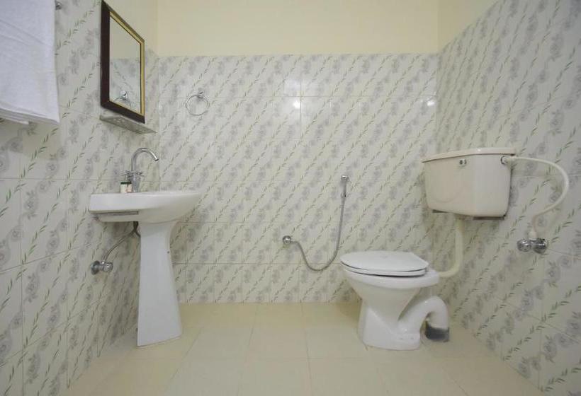 ホテル Oyo 12157  Annapurna Guest House