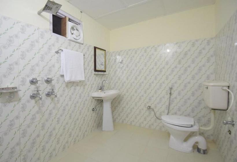 ホテル Oyo 12157  Annapurna Guest House