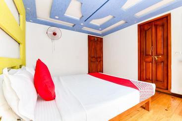 هتل Oyo 28075 Relax In Kerala 3 Bhk