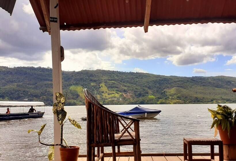 ホテル Puerto Azul Sauce