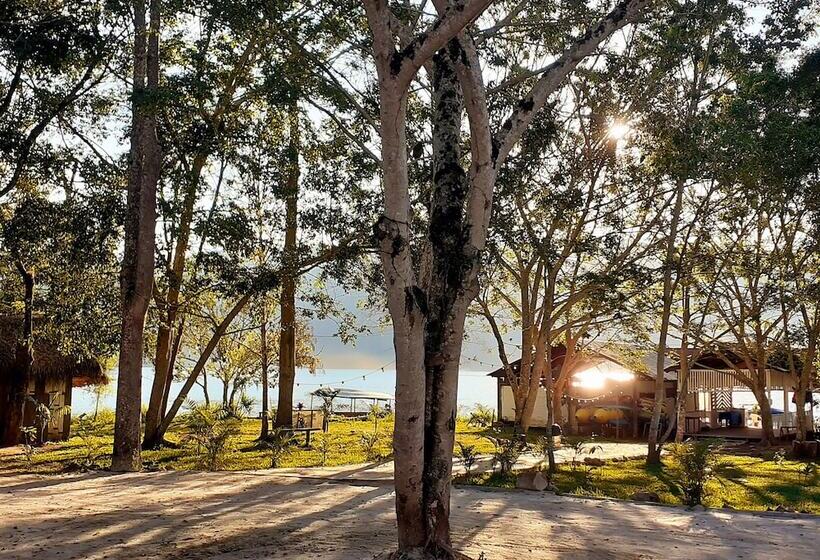 ホテル Puerto Azul Sauce