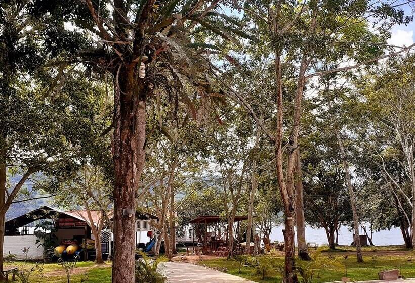 ホテル Puerto Azul Sauce