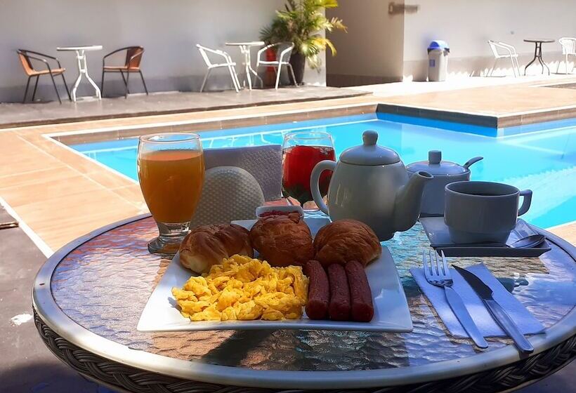 ホテル Puerto Azul Sauce