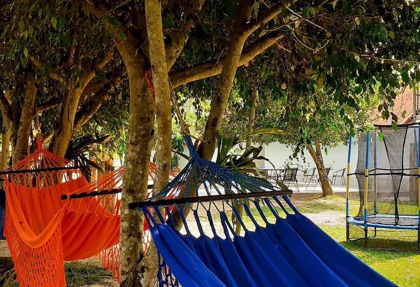 ホテル Puerto Azul Sauce