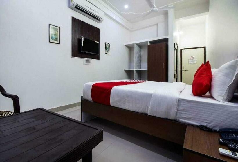 Hotel Treebo Trend Vallabh Vilas