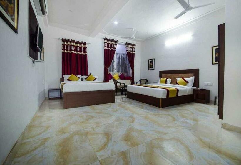 Hotel Treebo Trend Vallabh Vilas