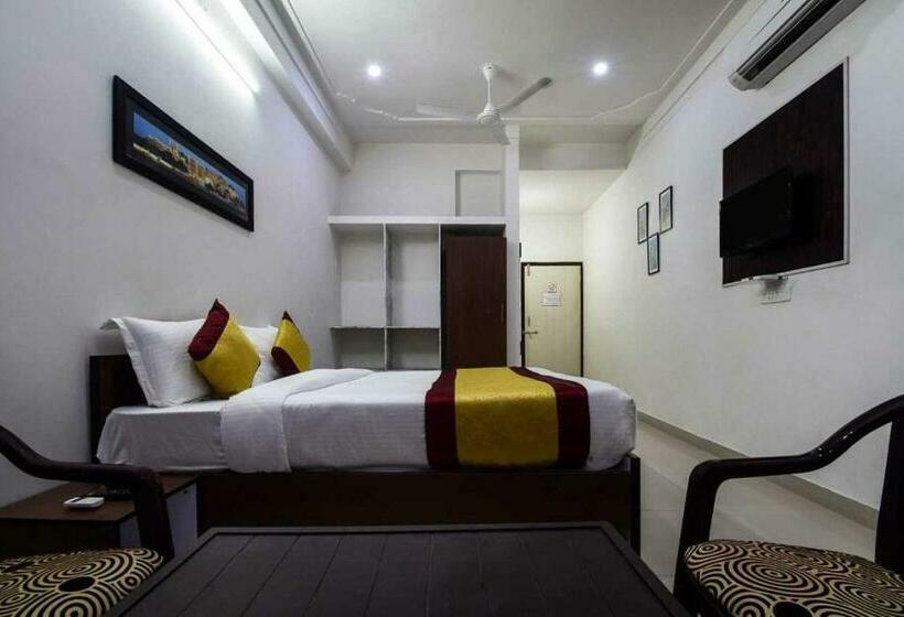 Hotel Treebo Trend Vallabh Vilas