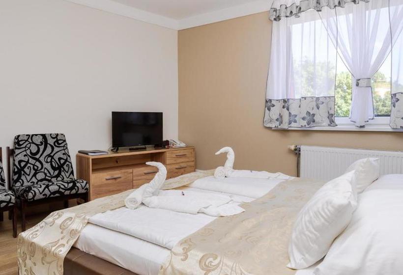 בית מלון כפרי Zenubia