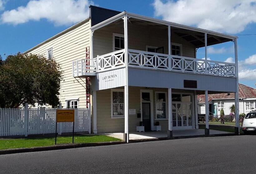 Lady Bowen Bed & Breakfast