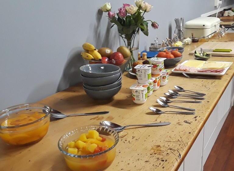 Lady Bowen Bed & Breakfast