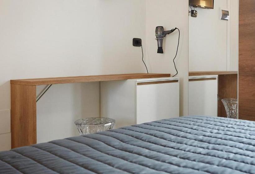 פנסיון Affittacamere Somnium