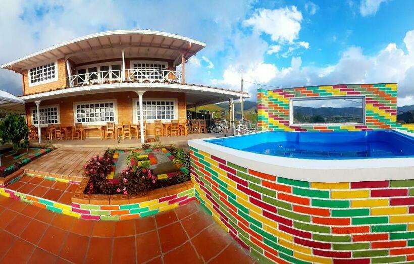 펜션 El Mirador De Guatapé 2