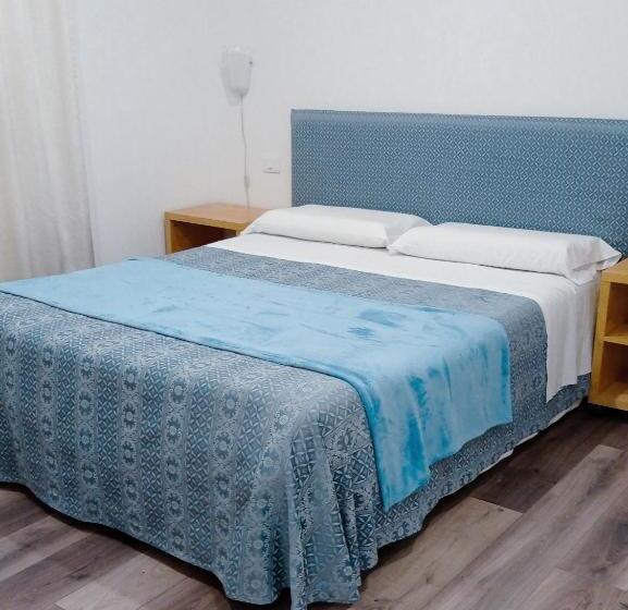 پانسیون Gemini Camere E Suites