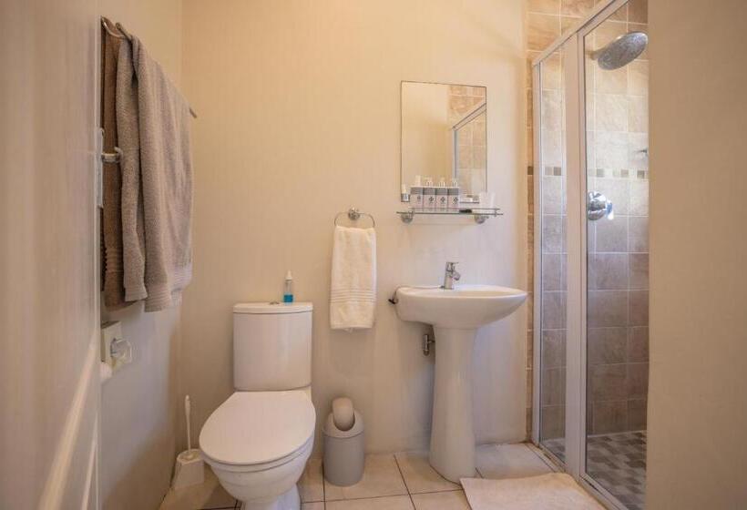 פנסיון Lanherne Guest House Bed & Breakfast